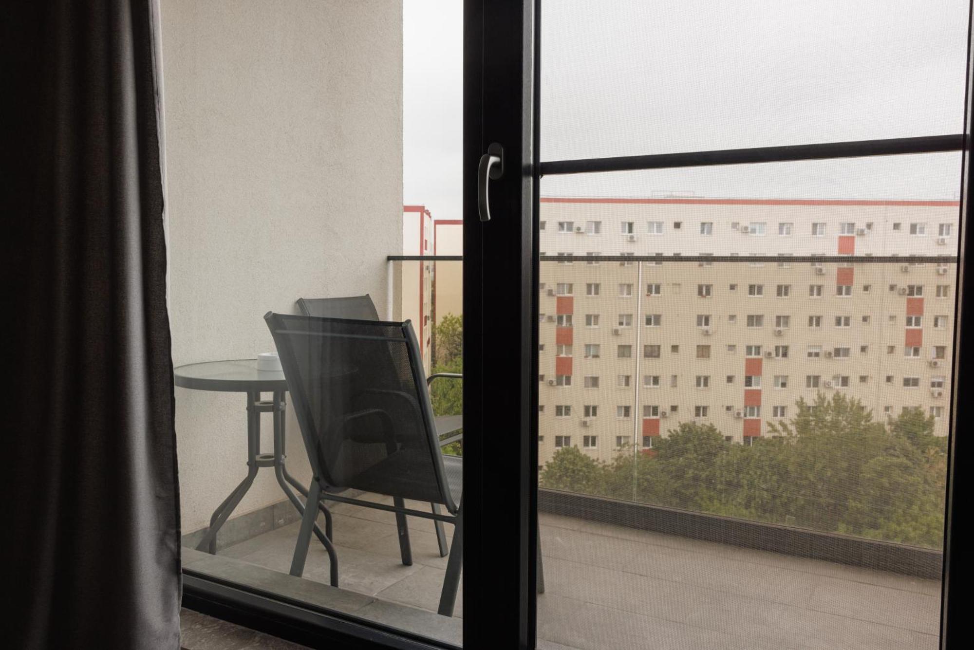 Rescossa Apartment Bucarest Esterno foto