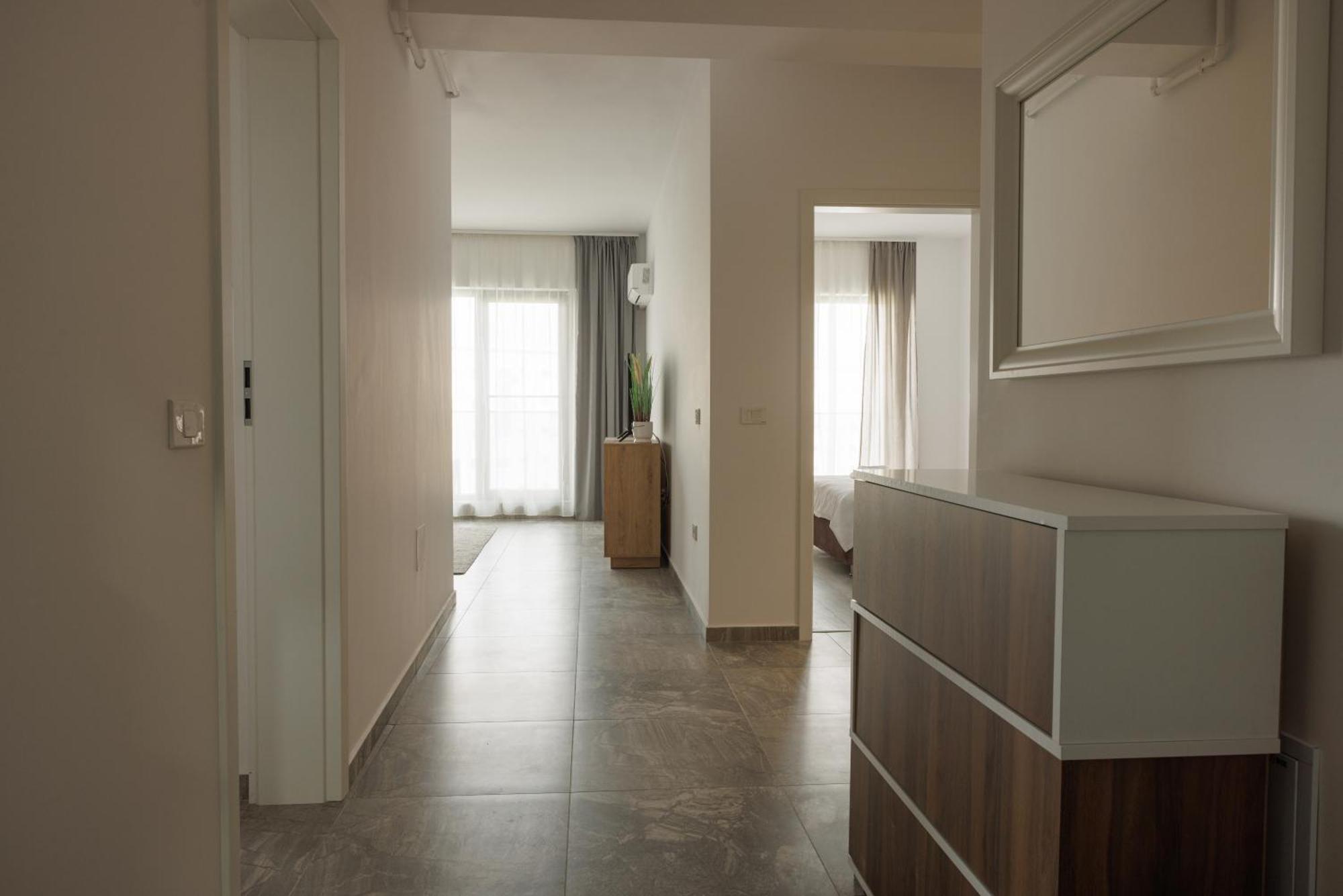 Rescossa Apartment Bucarest Esterno foto