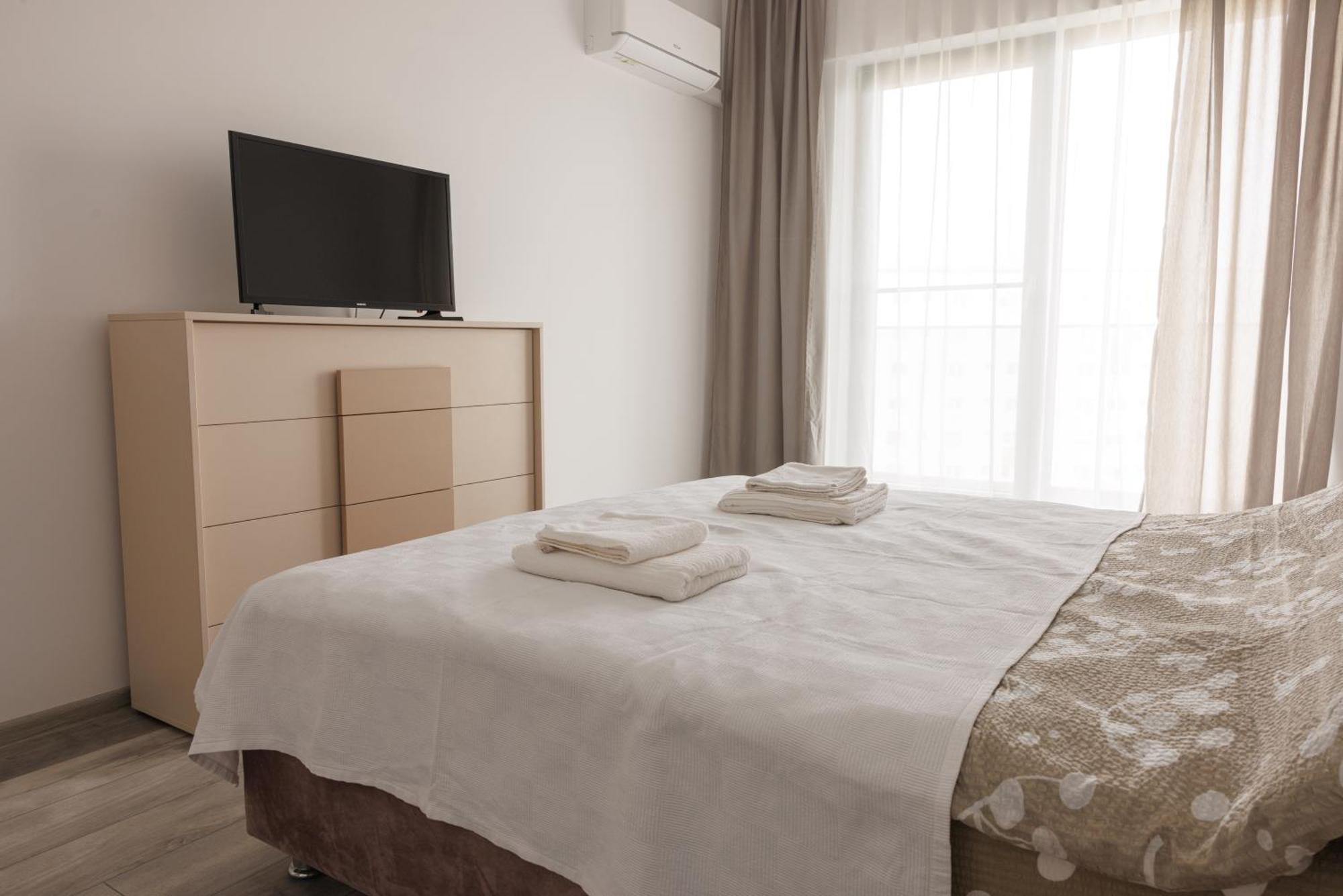 Rescossa Apartment Bucarest Esterno foto